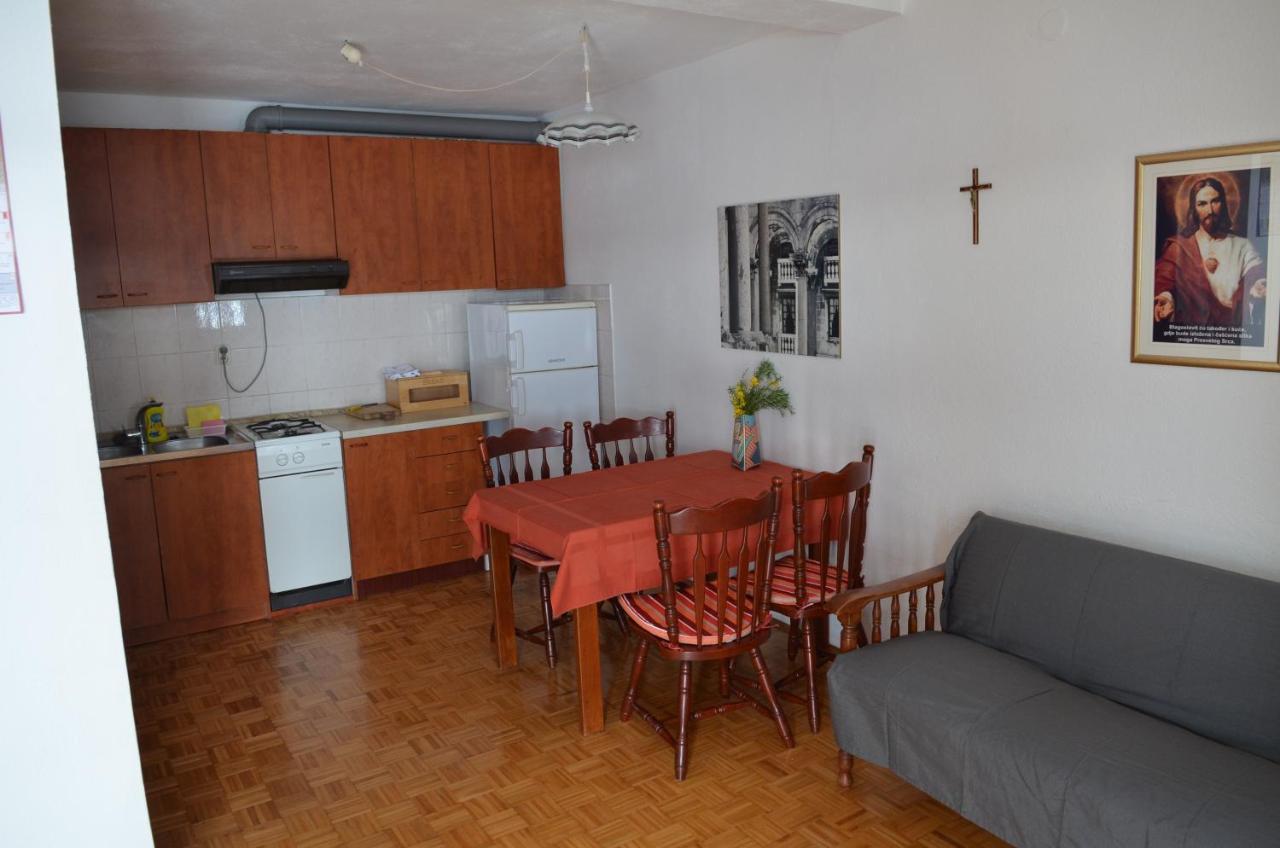 Apartments Vucak Stanici Ngoại thất bức ảnh