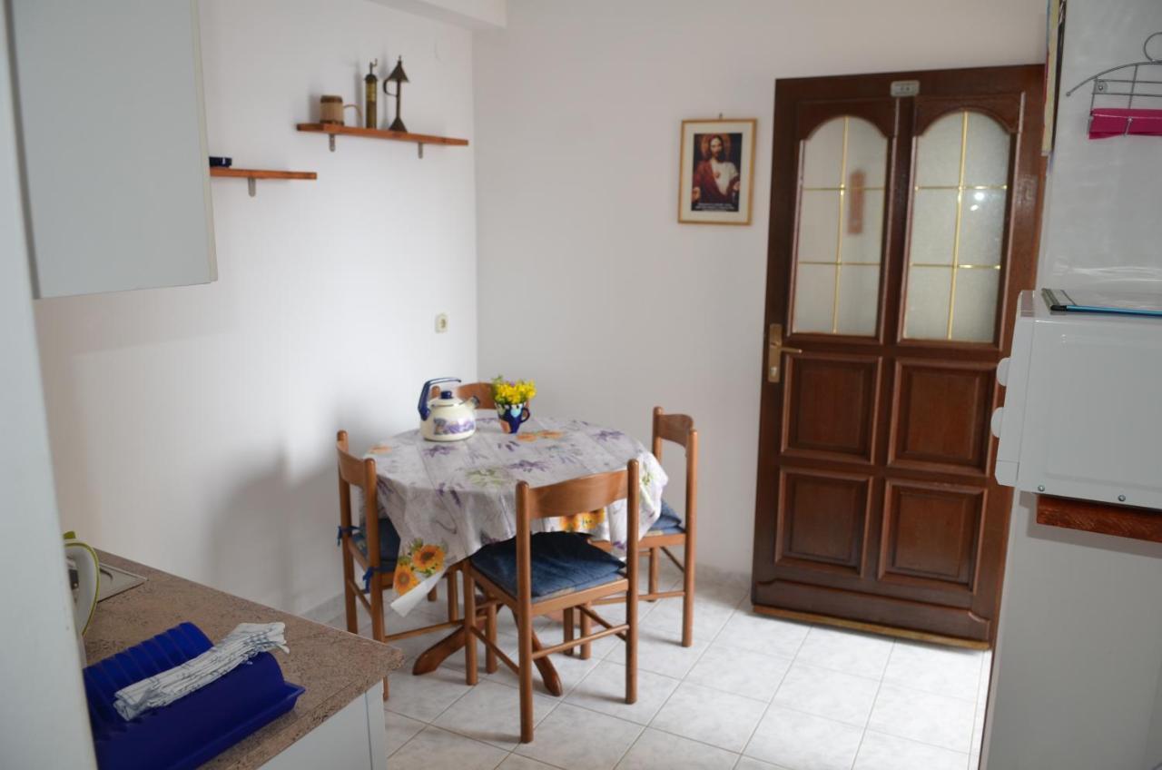 Apartments Vucak Stanici Ngoại thất bức ảnh